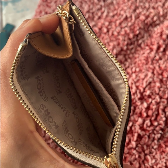 Michael Kors small coin purse - Picture 3 of 4